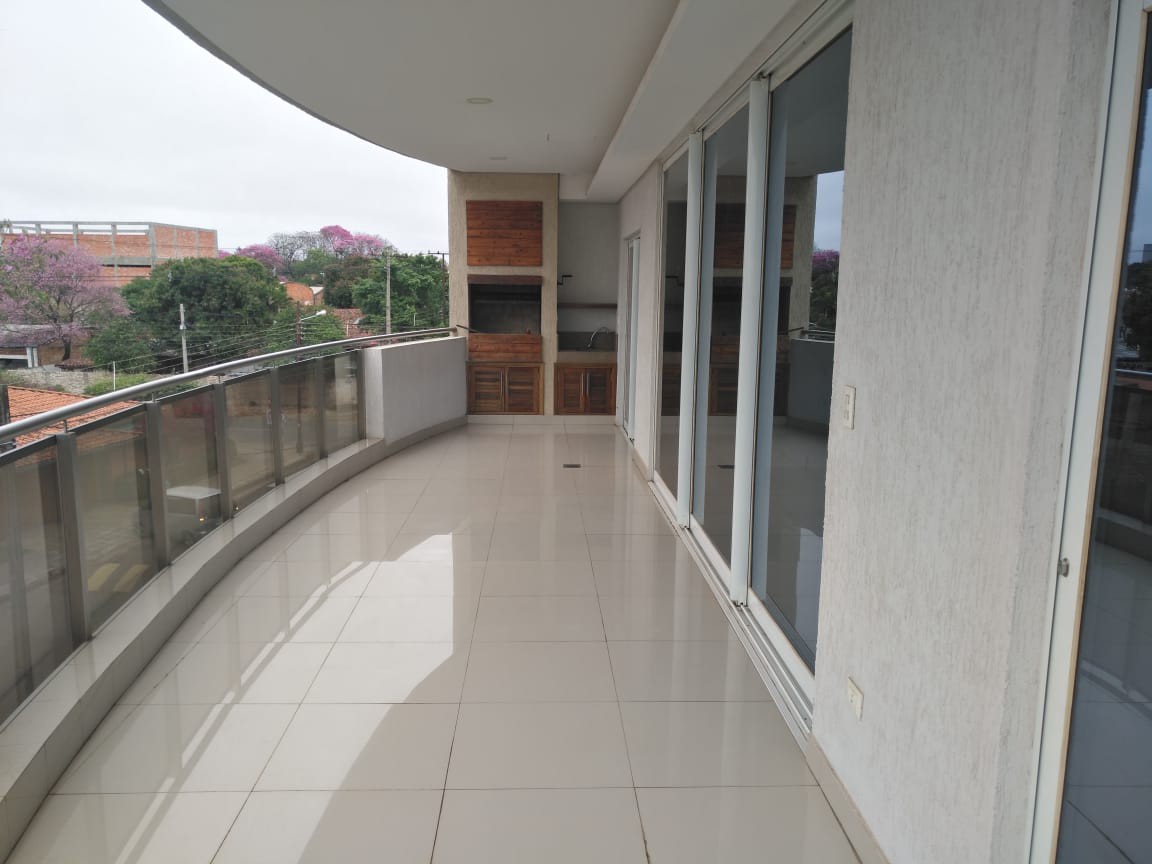 Alquiló amplio dpto Zona Villa Aurelia — foto 2