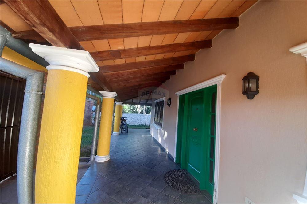 VENDO CASA EN ASUNCION SANTISIMA TRINIDAD — foto 2