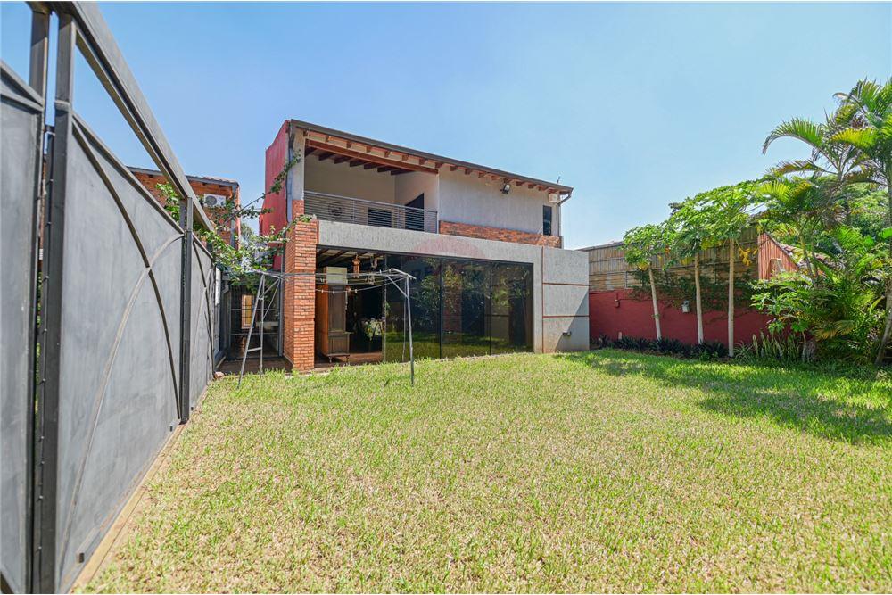 VENDO HERMOSA CASA EN FERNANDO DE LA MORA NORTE — foto 2