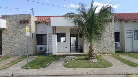 Cond. Versalles Zona Norte Casa En Venta