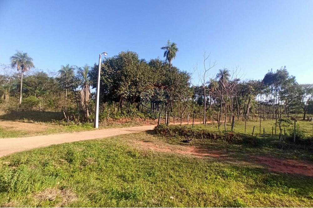 ¡Terreno en Paraguarí: 4117m² para tu proyecto! — foto 2
