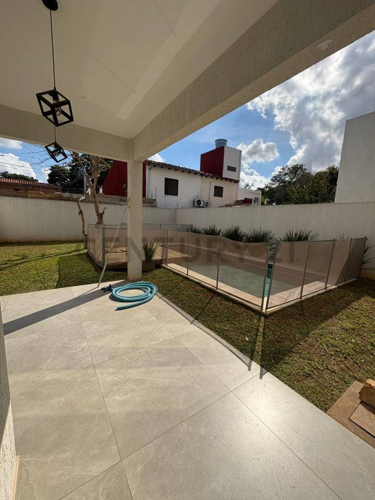 Alquilo dúplex de lujo en Jardín de Oro- Luque. — foto 2