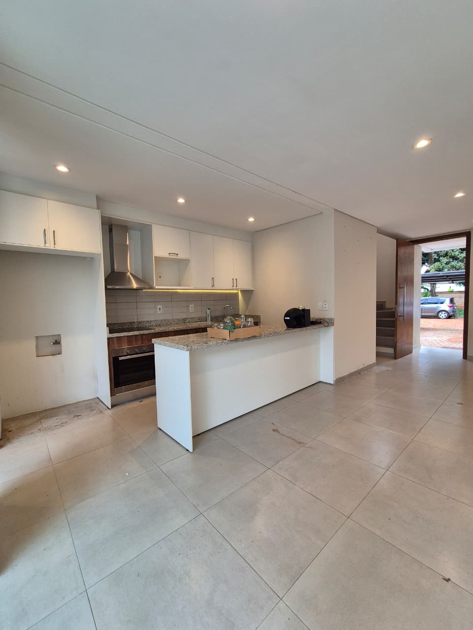 ALQUILAMOS DUPLEX ZONA CONMEBOL. LUQUE — foto 3