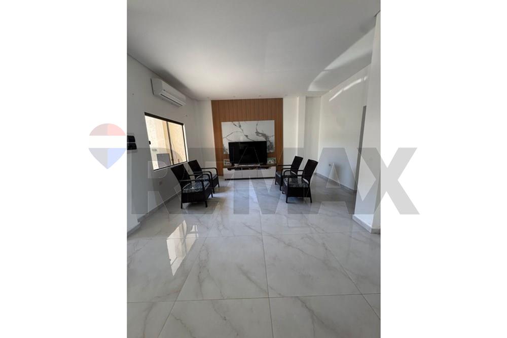 Casa - Alquiler - Encarnación, Paraguay — foto 2