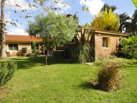 Excelente Chalet Proximo A Todos Los Servicios