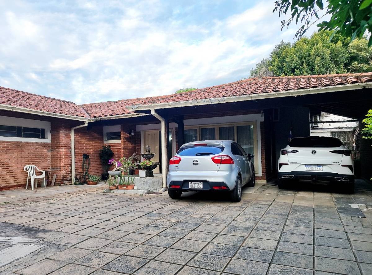 VENDO CASA EN ASUNCION EN BARRIO JARA — foto 3