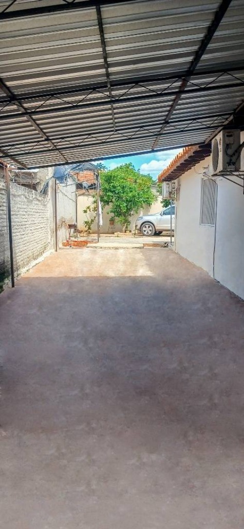 VENDO CASA DE 3 HABITACIONES EN LOMA PYTA EN ASUNCION — foto 2