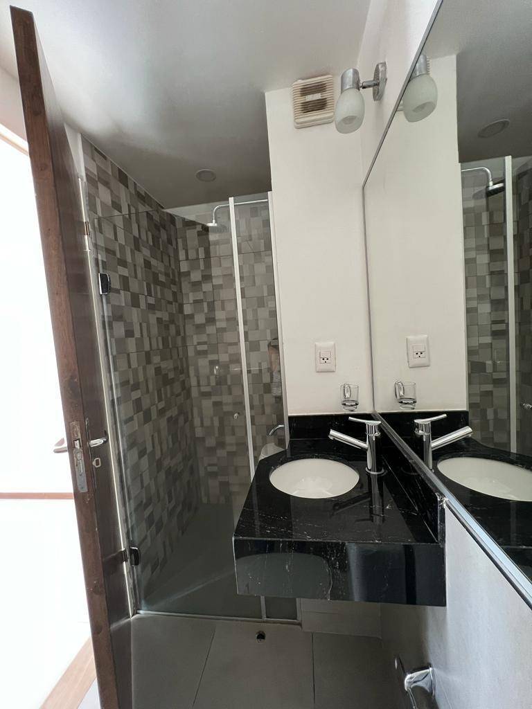 ALQUILO DEPARTAMENTO EN EL EDIF. MONDRIAN VILLAMORRA 2 DORM. — foto 2