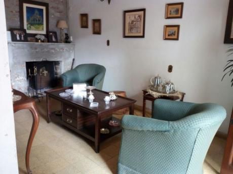 Buen Entorno, Jardín Cochera Y Patio Con Parrill