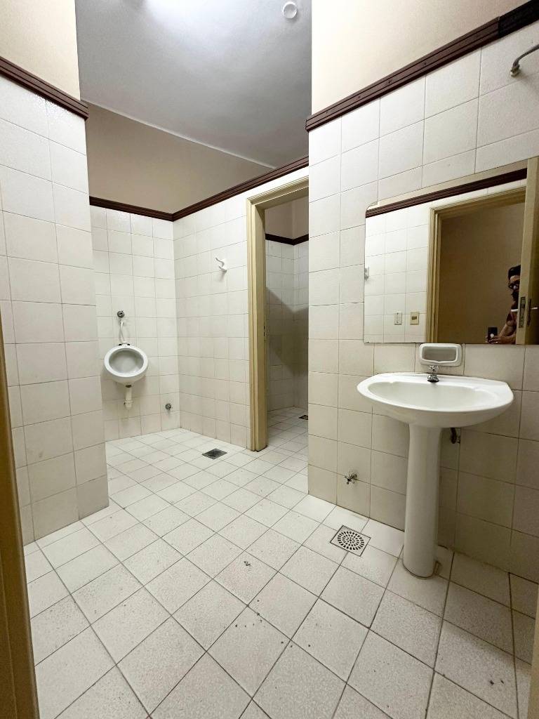 ALQUILO PISO PARA OFICINA EN EL CENTRO DE ASUNCIÓN — foto 3