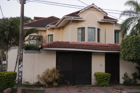 Hermosa Casa En Anticretico En "las Palmas"