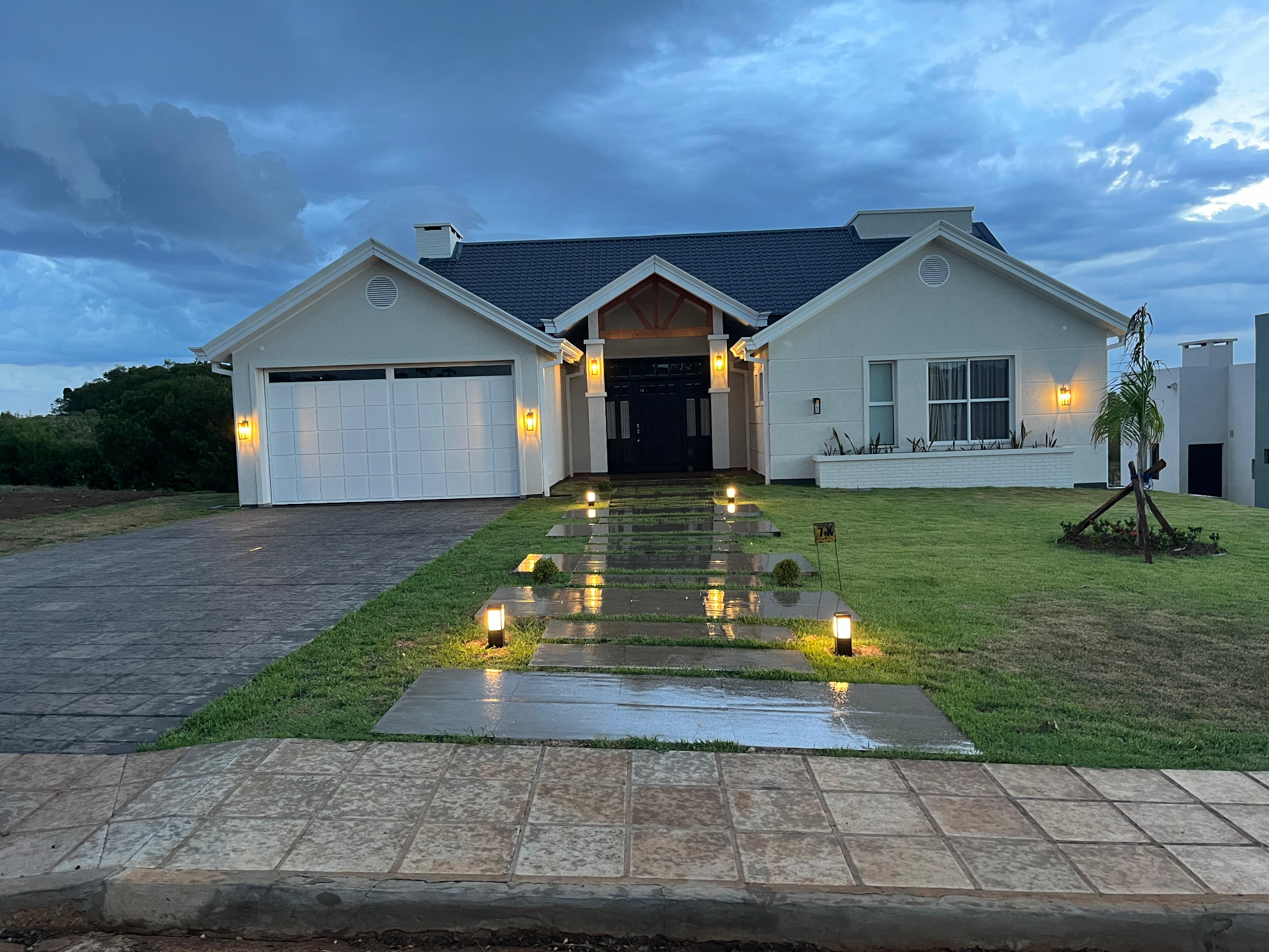 Lujosa Residencia Amoblada A Estrenar En Venta — foto 2