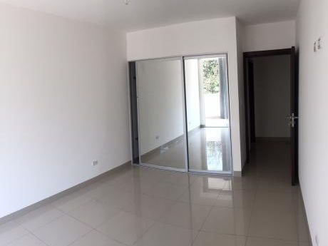 Departamento Cond. Alejandra Centrico De 3 Dorm.