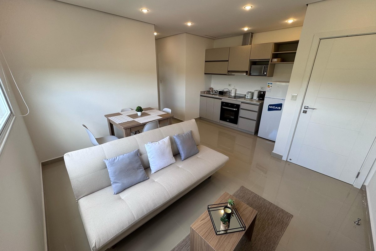 Alquilo departamento amoblado de 1 dormitorio en las mercedes — foto 3