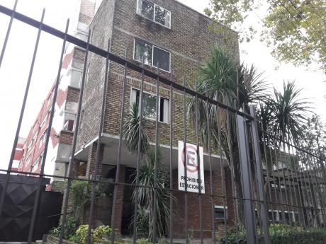 Duplex Buceo 2 Dormitorios Con Cochera