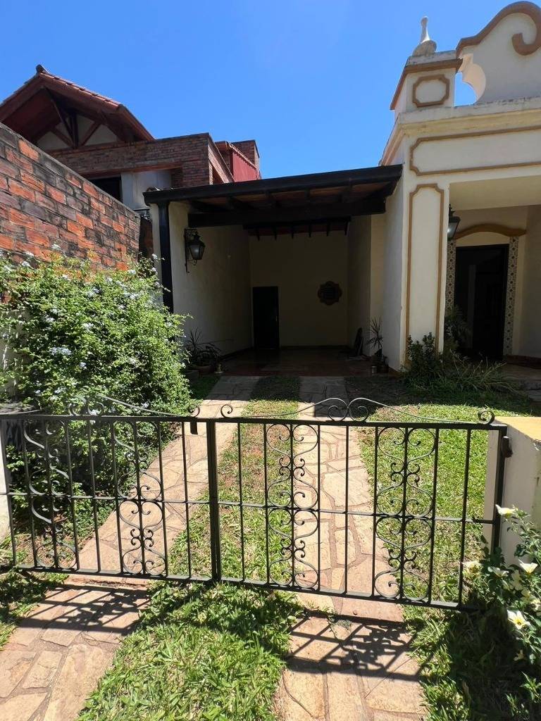 CASA EN ALQUILER A 2 CUADRAS DE MOLAS LOPEZ — foto 2