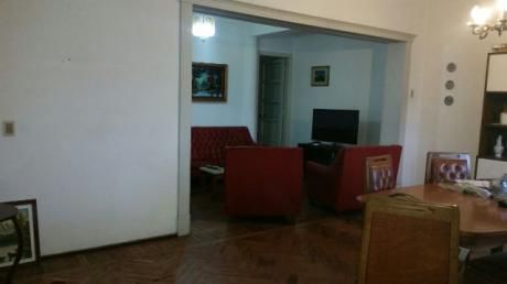 Importante Apartamento En Excelente Ubicación.