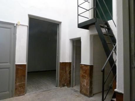 Alquiler Casa 2 Dormitorios Con Altillo En Aguada
