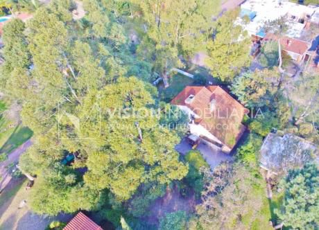 Chalet En Atlántida 675m2 Terreno & 193m2 La Casa, Amueblado