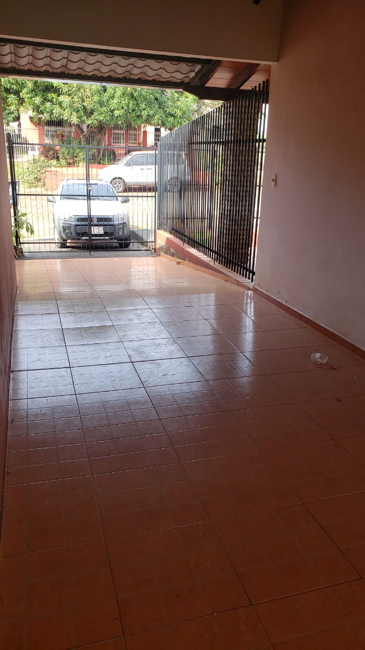 VENDO CASA EN BARRIO SAN JOSÉ!! ZONA BIGGIE!! REF. PIO — foto 3