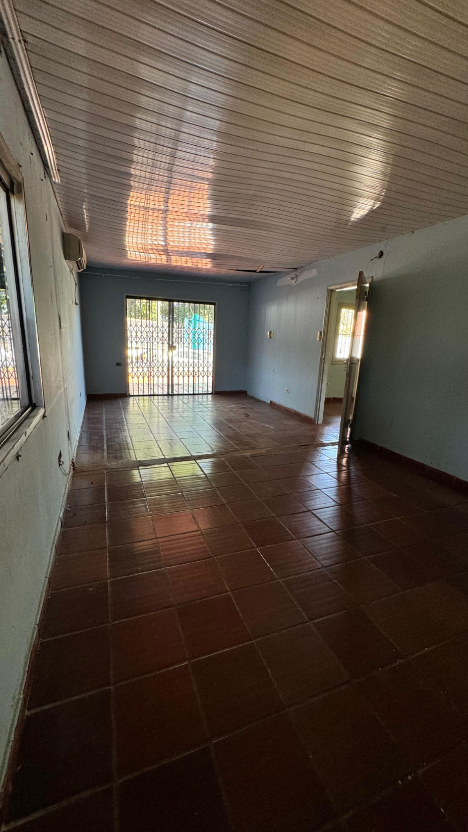EN VENTA CASA EN PRESIDENTE FRANCO — foto 3