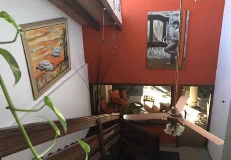 Casa En Los Laureles