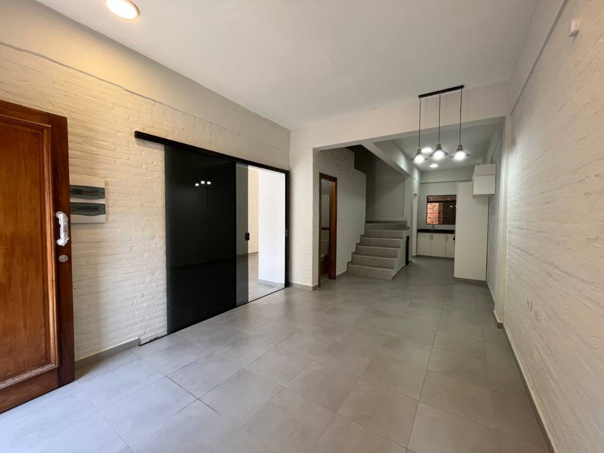 ALQUILO DUPLEX EN LUQUE ZONA LOMA MERLO — foto 2