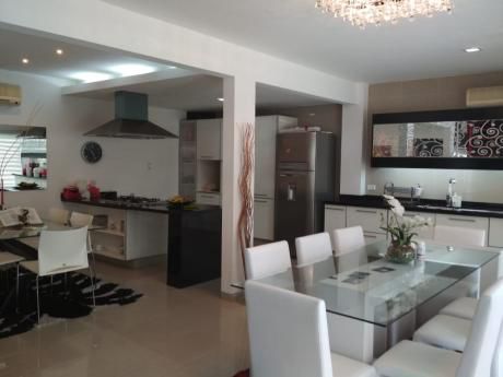 Hermosa Casa En Alquiler