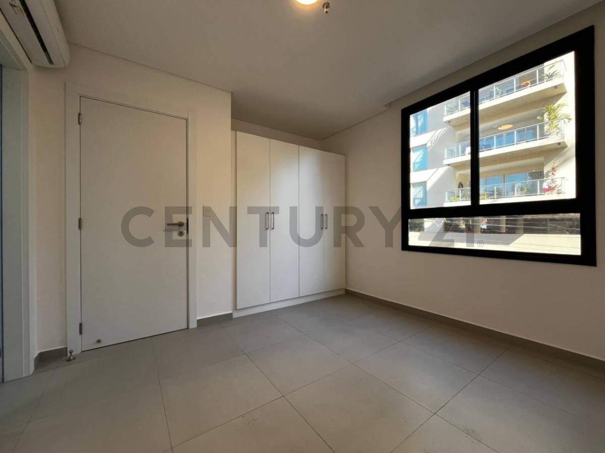 EN VENTA DEPARTAMENTO DE 3 DORMITORIOS - BARRIO LAS MERCEDES — foto 2