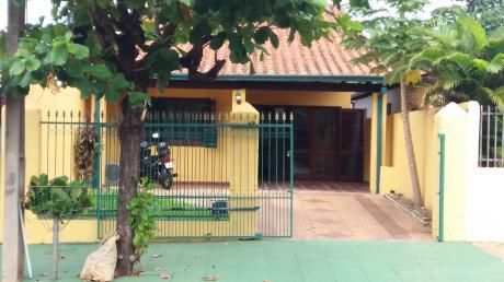 Alquilo Casa Amplia En Sajonia