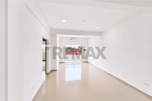 DEPARTAMENTO EN ALQUILER - CIUDAD DE LAMBARÉ — foto 2