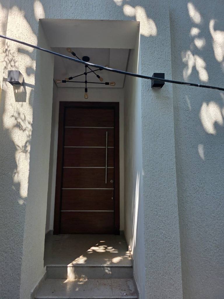 ALQUILO CASA EN EL BARRIO MBURICAO — foto 2