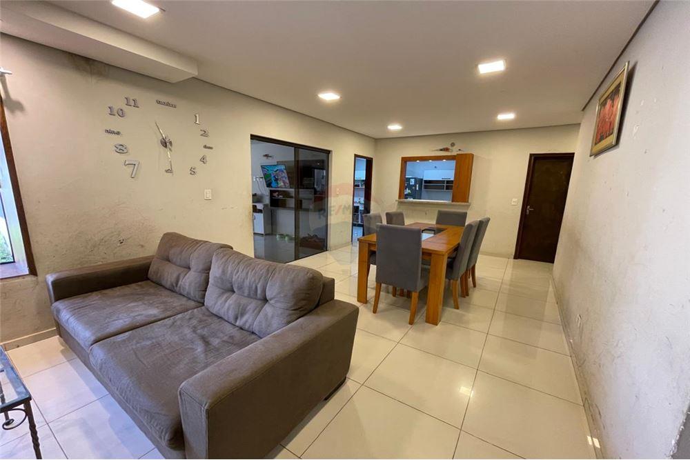 Casa en alquiler en Villa Aurelia