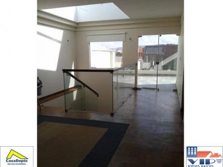 Código 11965, Calacoto, Casa En Venta, La Paz, Bolivia