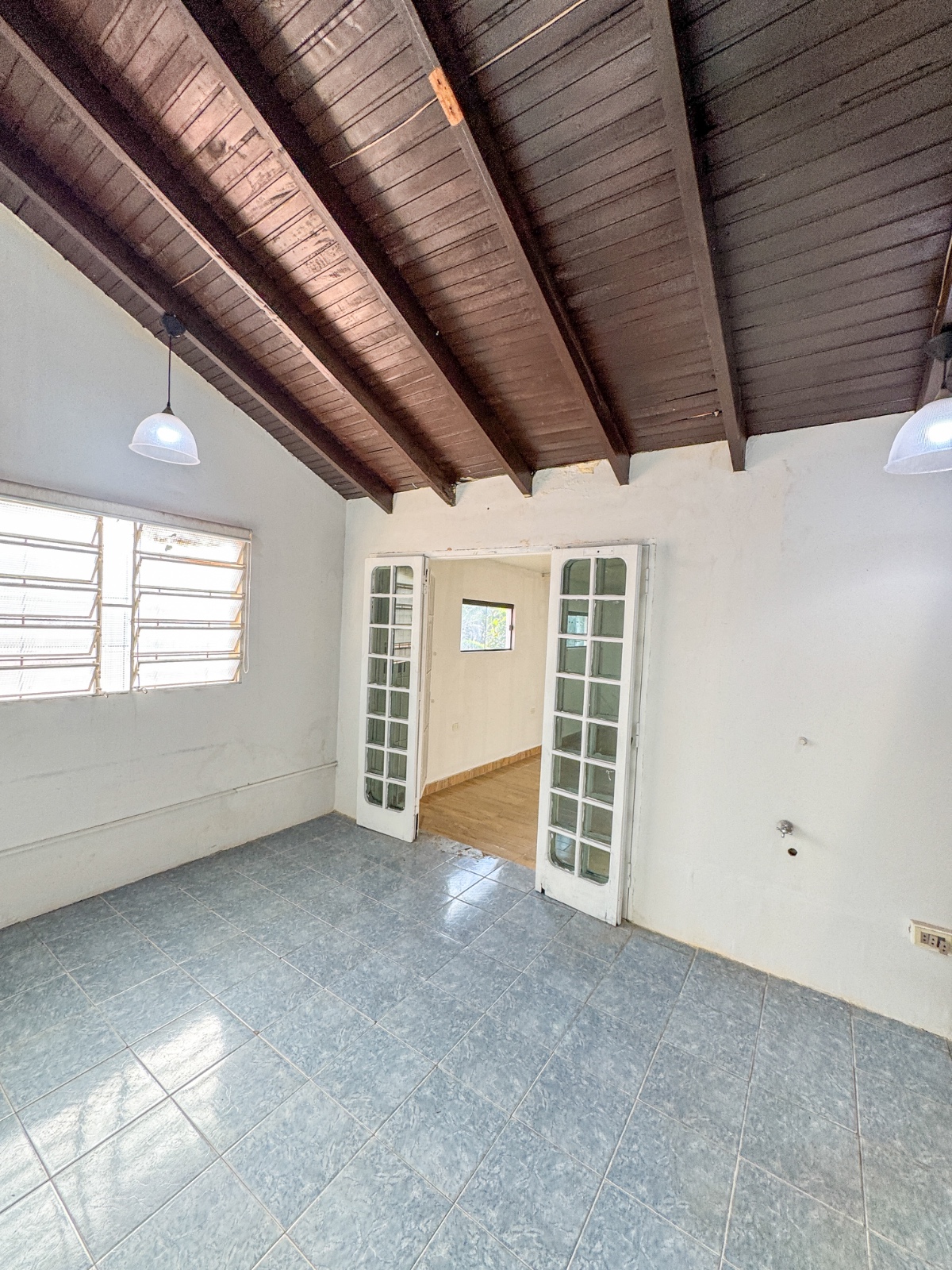 ALQUILO CASA PARA OFICINA ZONA BRASILIA Y ESPAÑA. — foto 3