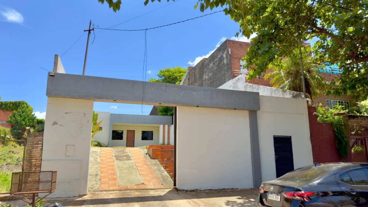 VENDO CASA DE 2 HABITACIONES EN HIPODROMO EN ASUNCION — foto 2