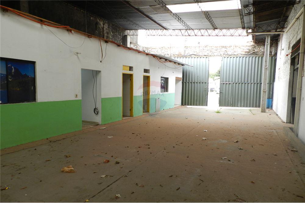 ALQUILO DEPOSITO DE 1.000M2 SOBRE RUTA 1 KM16 — foto 2