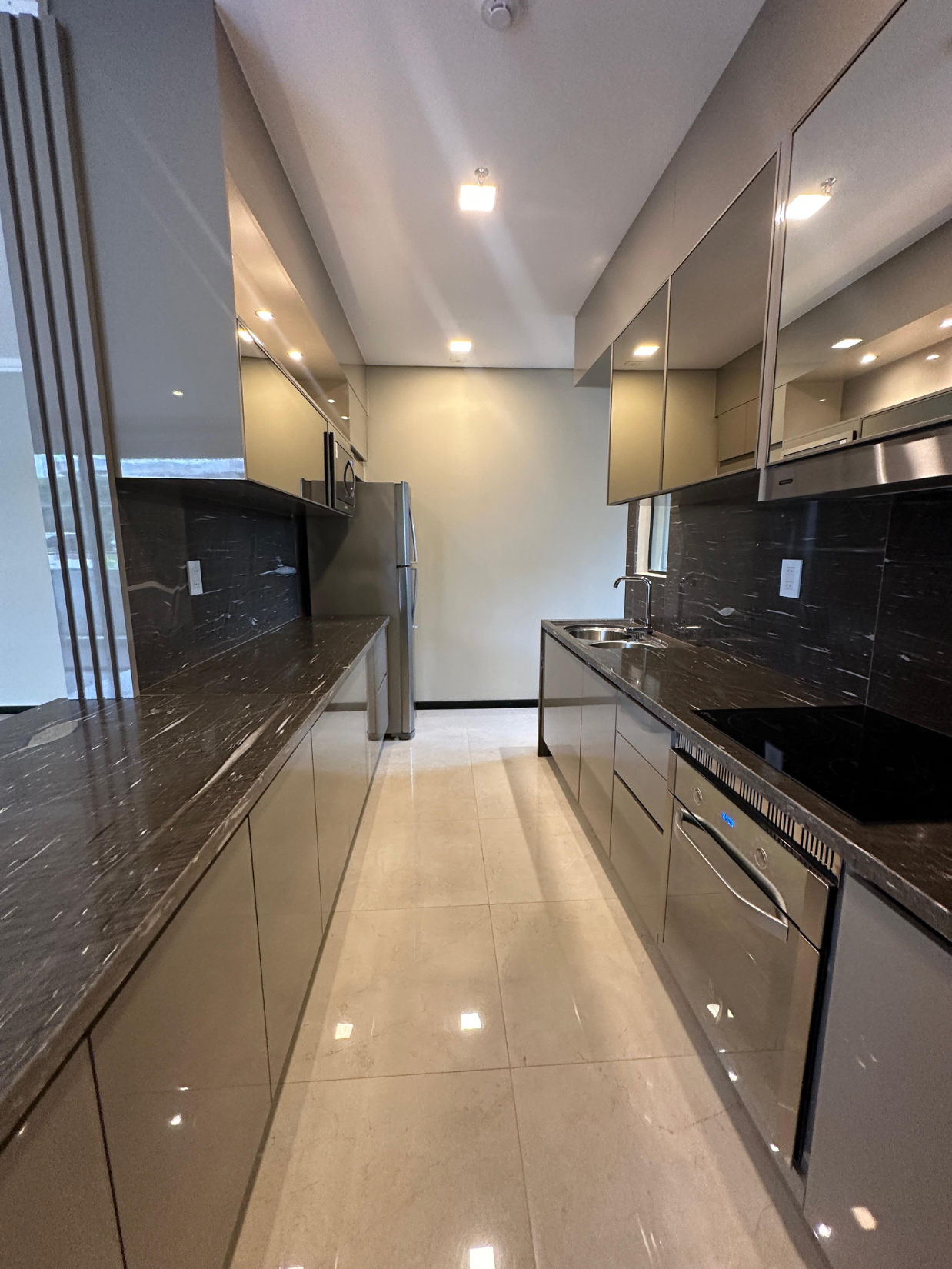 EN ALQUIER DEPARTAMENTO DE 2 DORMITORIOS ZONA SANTÍSIMA TRINIDAD — foto 3