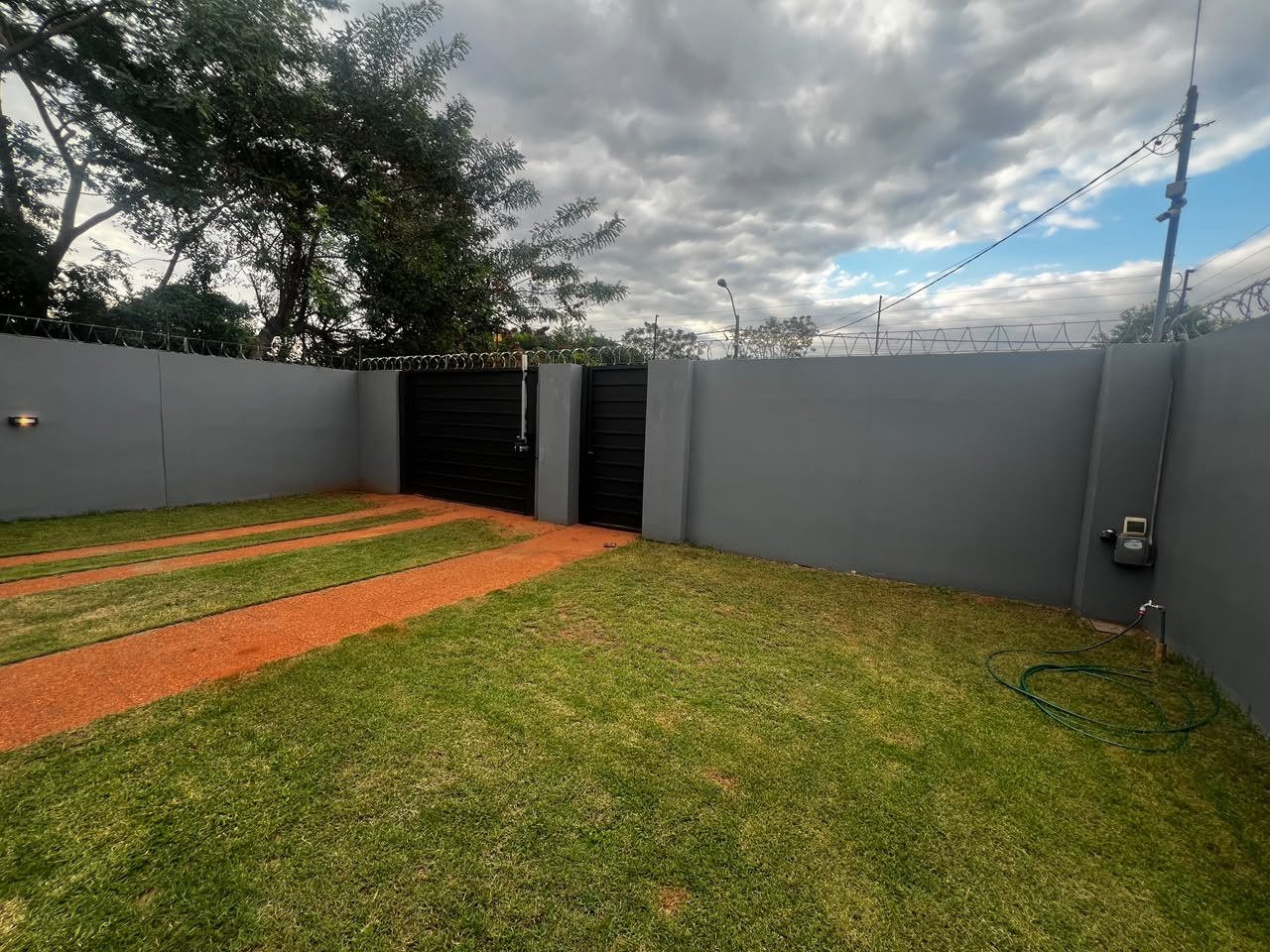 Dúplex en alquiler en Capiatá — foto 2
