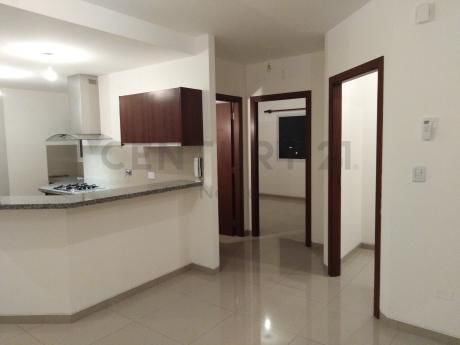 Lujoso Departamento A Estrenar De Dos Dormitorios En Sirari.