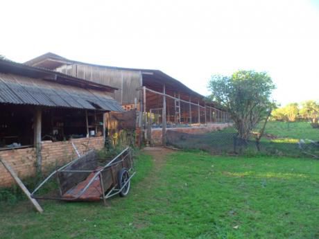 Itaguá, Vendo Casa Quinta - Granja, 2 Has
