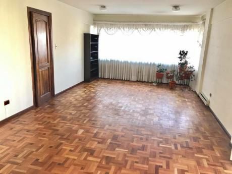 Av. Arce 147 M2 - $us 138.000.-