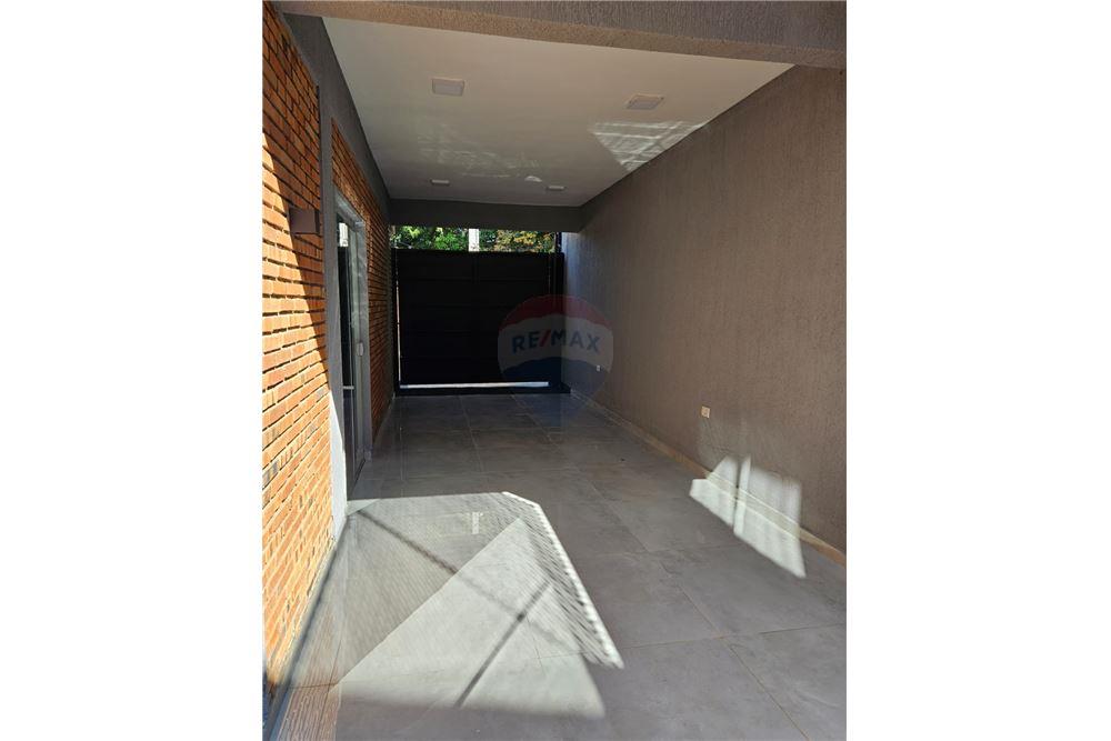 Alquilo Duplex a estrenar en Lambare. — foto 2