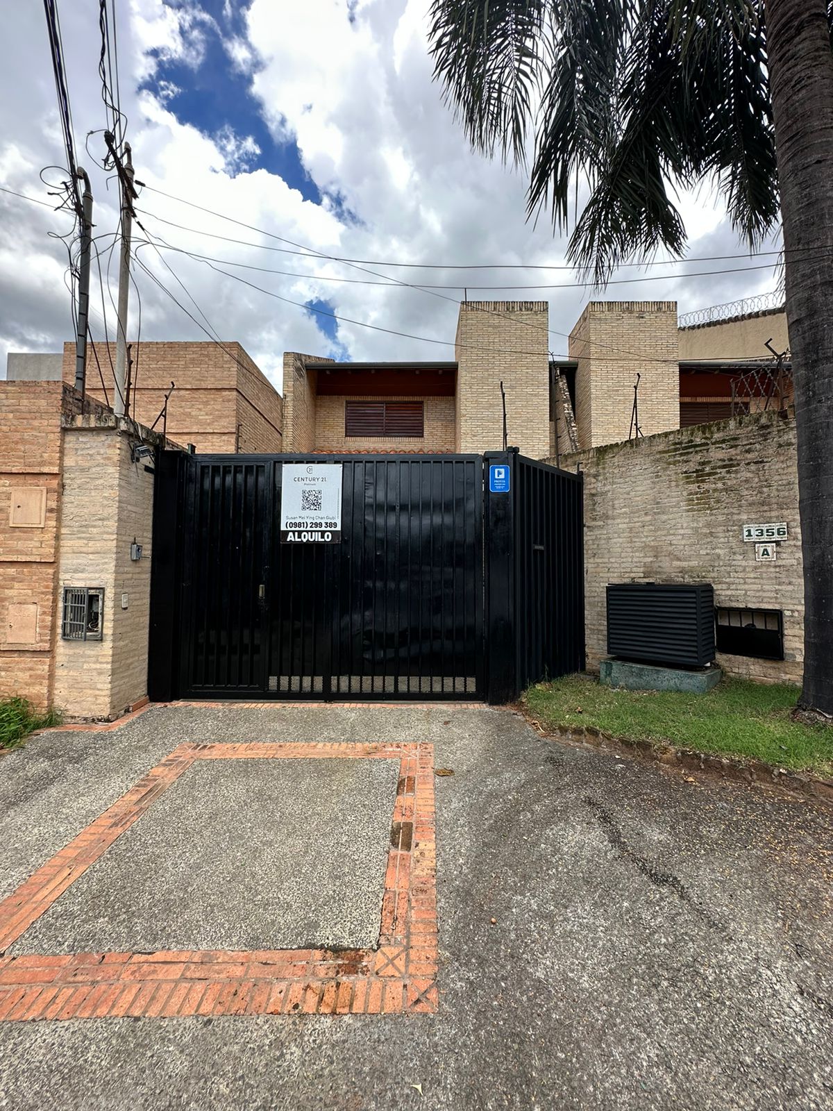 Alquilo Duplex Con Excelente Ubicación Zona Las Lomas — foto 3