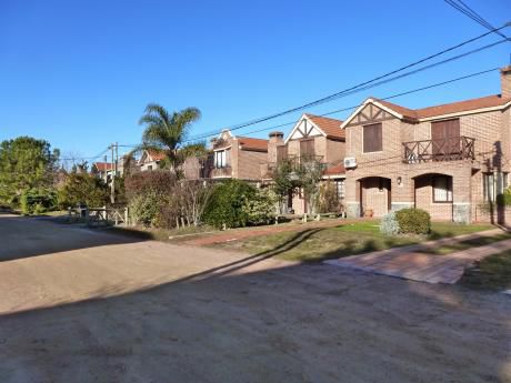 Ideal Inversor Con Renta Barrio Jardín