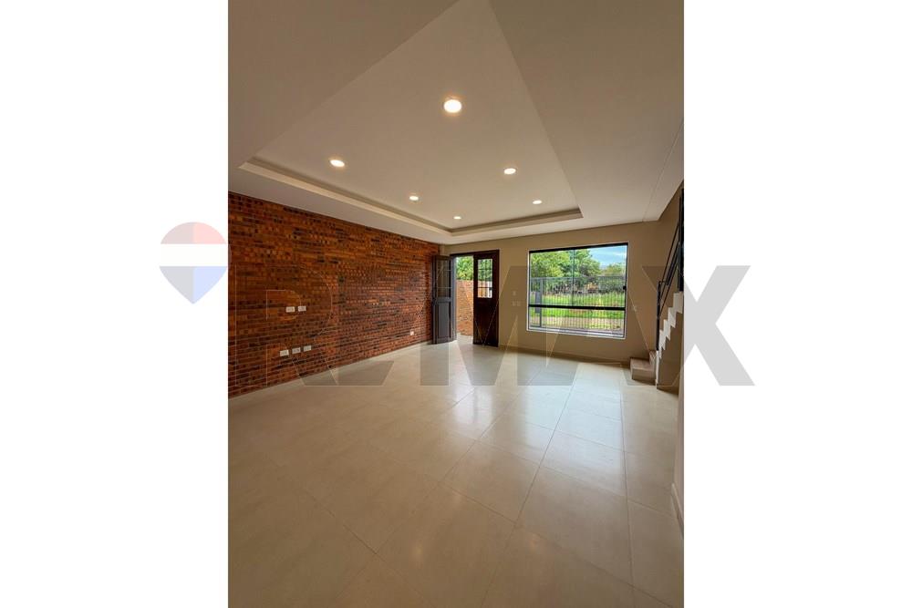 DÚPLEX PREMIUM EN LUQUE | LISTOS PARA MUDARTE — foto 2