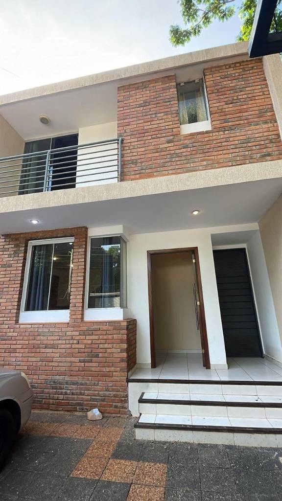 ALQUILO AMPLIO DUPLEX ZONA CIT — foto 2