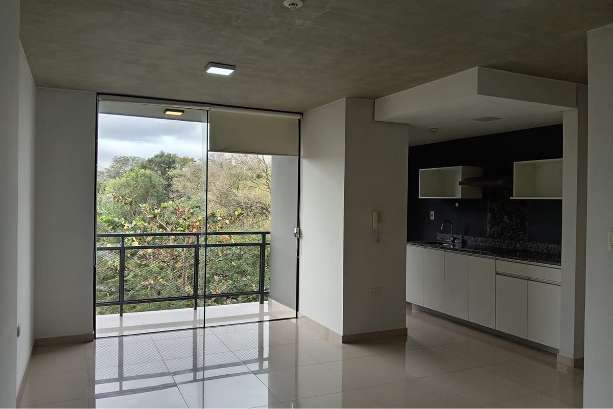 ALQUILER-DEPARTAMENTO-LUQUE — foto 3