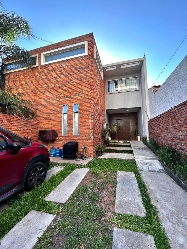 Departamento en venta con baja de precio en Ycuá Satí