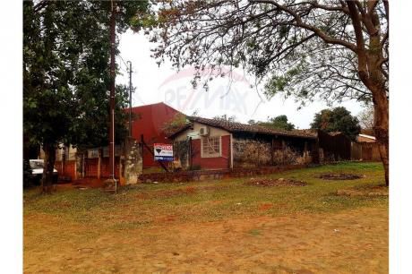Amplio Terreno Con Chalet En Luque 518m2